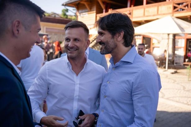 Auto za 50 tisic Ficovmu sefovi nestacilo ziskal luxusne BMW