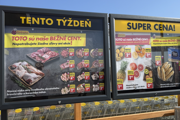 Biedronka prichadza s novou strategiou Akceptuje vernostne karty konkurencie