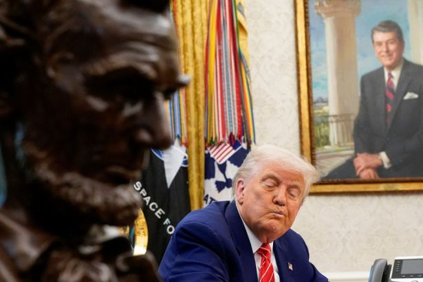 Koniec nezavislosti Trump robi z Fedu svoju hracku
