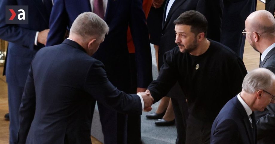 Je Robert Fico slovenskym Volodymyrom Zelenskym