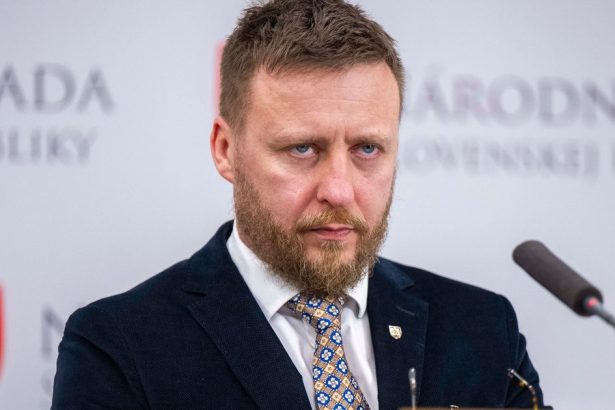 Peter Kotlar je tvarou tejto vlady