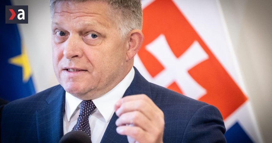 Politici sa musia bat hovoril kedysi Robert Fico Dnes bojuje s protikorupcnymi mimovladkami