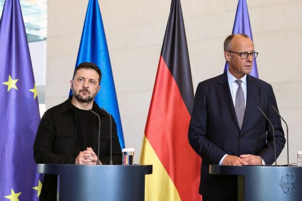 Primerie na Ukrajine ako prvy krok Zelenskyj nezlavi z uzemnej celistvosti Ukrajiny