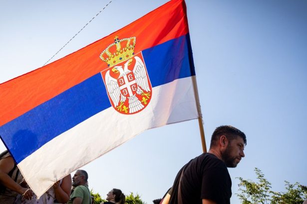Spovede Slovakov v Srbsku Vucic plati ludi na bitie a zastrasovanie Od Roberta Fica ocakavali ochranu