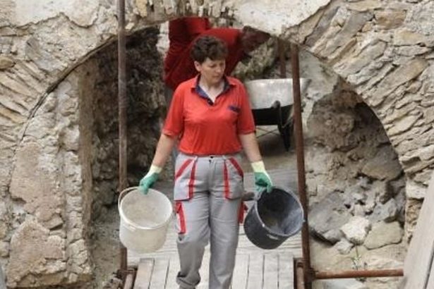 Tak zlikvidovat uspesny program dokazeme asi len na Slovensku Ministerka Simkovicova zatlkla povestny klinec