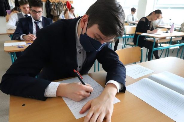 Utek mozgov zo Slovenska pokracuje Tieto grafy nevestia nic dobre