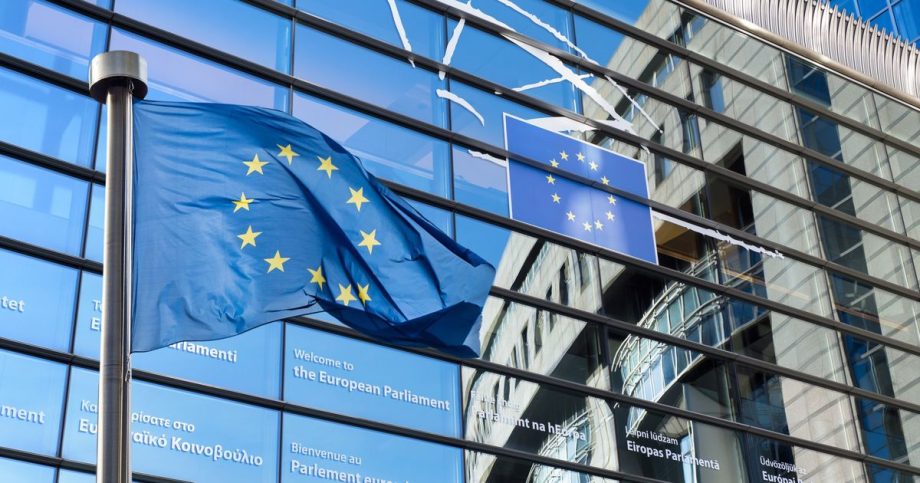 Ako chrania pouzivatelov EU ide po Apple Google a Microsoft