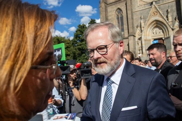 Ceska pravica nevie ako oslovit volicov