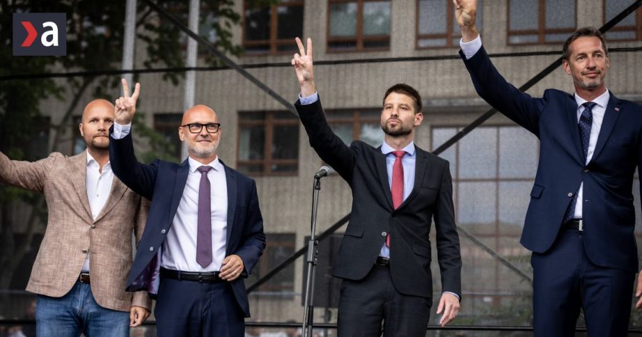 Opozicia si protestmi proti ozobracovaniu vytvara pascu