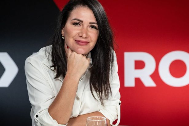 Predseda SaS si striela do kolena tvrdi Bitto Ciganikova