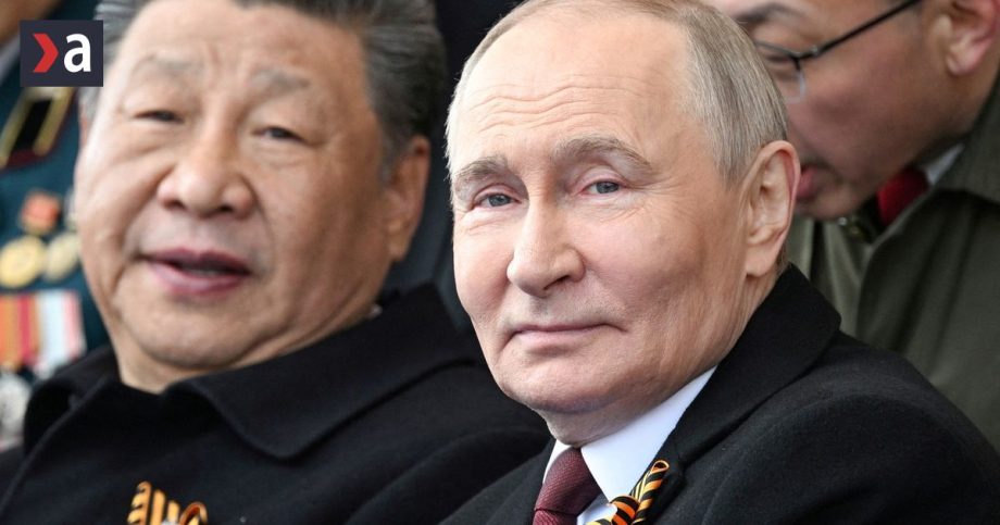 Ticho pred burkou Co Putin dohaduju v Cine