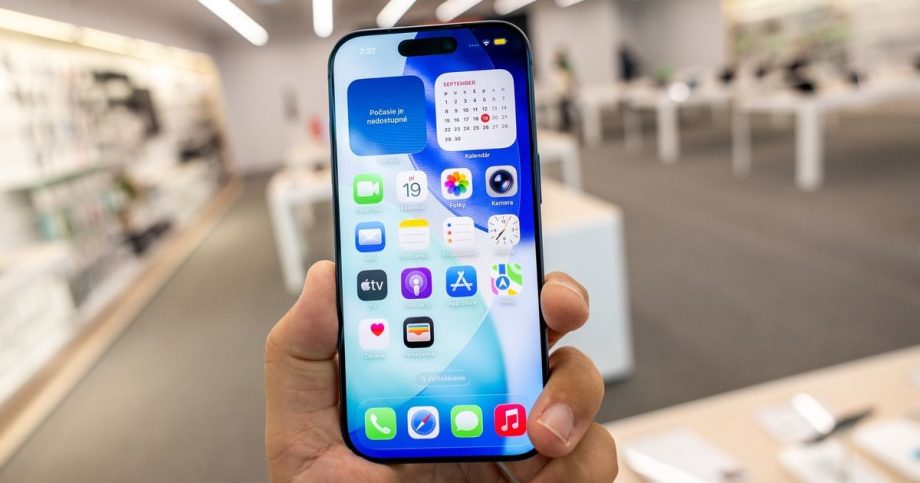 Enormny zaujem o nove iphony Dostatok je len jedneho modelu