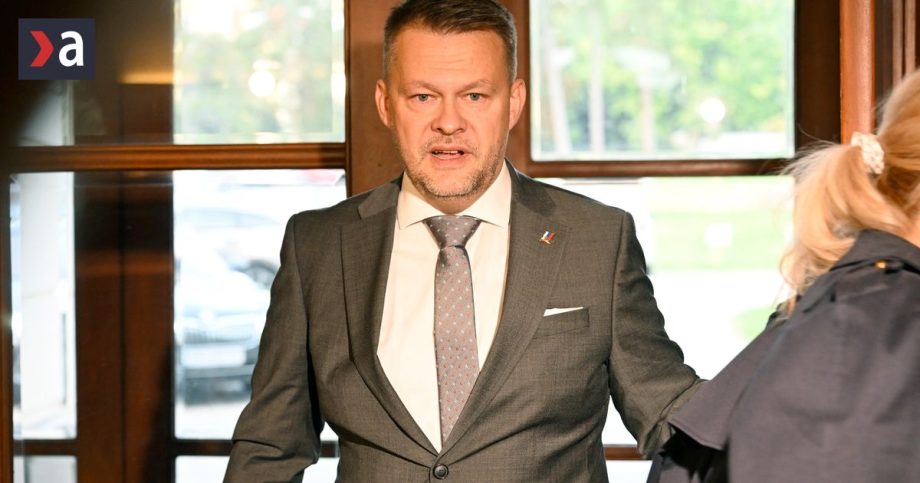 Peter Pellegrini chce zvrhnut vladu vie o tom aj premier tvrdi minister Samuel Migal