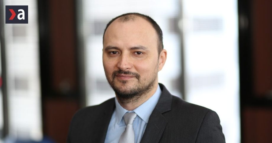 Ak sa naplni zelanie tajomnika Melichera Rusko zautoci na Slovensko Madarsko alebo Bulharsko hovori vojensky analytik Vladimir Bednar