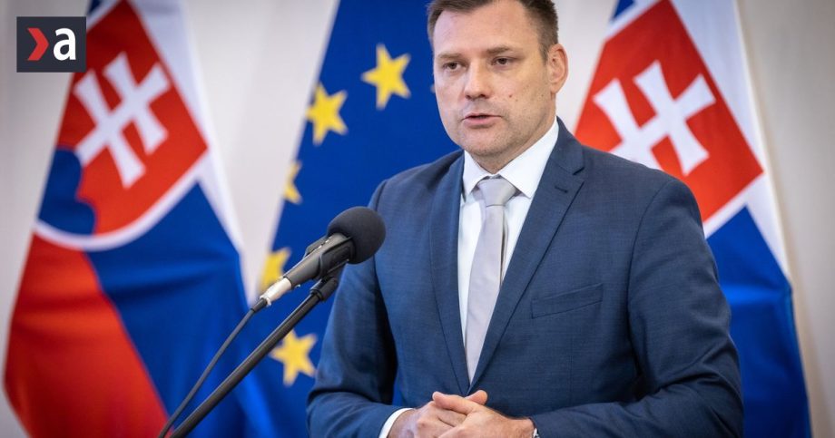 Brusel odlozil socialny masaker o rok Minister Taraba bol proti