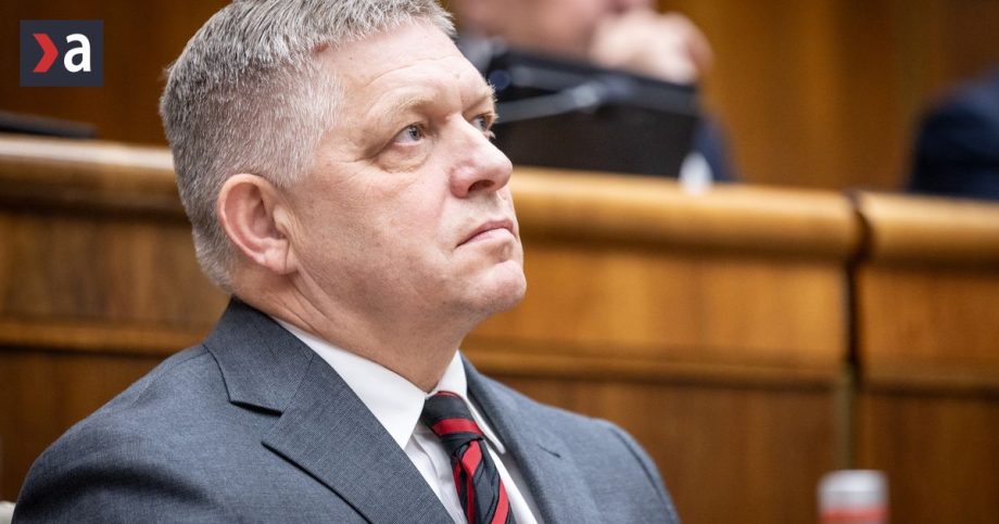 Cesi sa cuduju co si Robert Fico mysli o Neznej revolucii