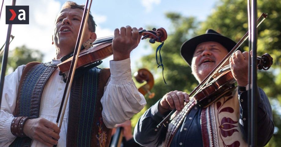 Folkloristi organizuju podujatia 17 novembra ludovo