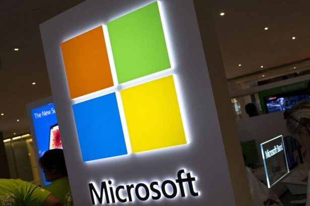 Microsoft celil masivnemu vypadku sluzieb co neslo