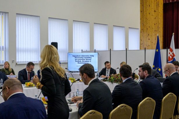 Vlada schvalila 2 5 miliona eur na rozvoj Svidnika Stropkova a Medzilaborcov