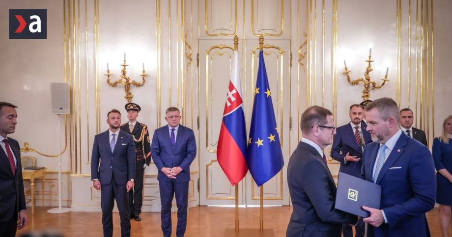 Pellegriniho poradca z kauzy dotacii je stale v palaci