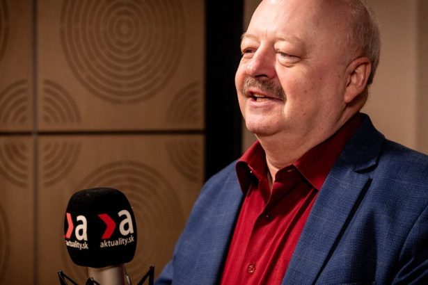 Bitka o ladovy ostrov Preczo Gronsko rozhadalo spojencov a ako na tom profituje Rusko podcast a rozhovor