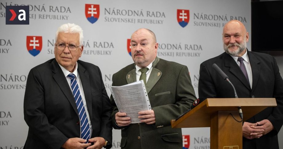 Ficov stary plan je spat Tentokrat chcu zlato Slovenska stahovat huliakovci