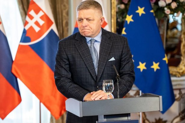 Robert Fico ide do USA spolupraca s Ruskom logickejsia