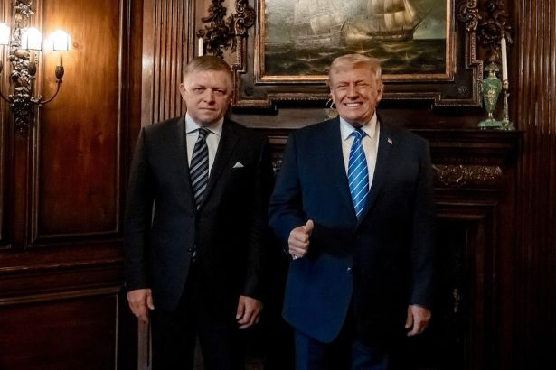 Robert Fico je po rozhovore s Trumpom vystraseny Preto ide do Francuzska za Macronom prezradil Andrej Danko
