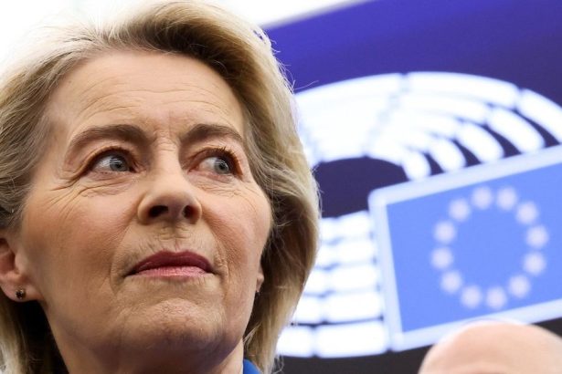 Ursula von der Leyenova prezila dalsie hlasovanie o odvolani