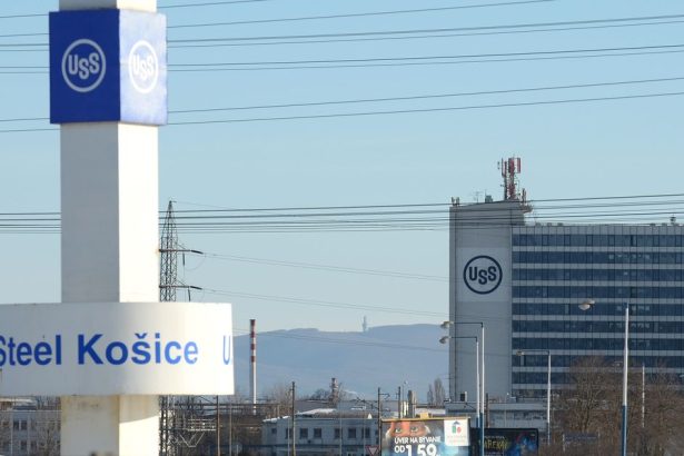 V kosickom U S Steel vyhlasili odborari strajkovu pohotovost