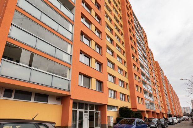 Zahada slovenskych sidlisk Preco v noci pocut cudny zvuk