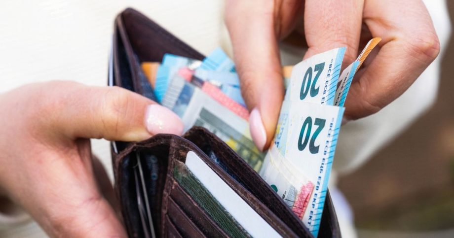 Operatori varuju pred podomovymi predajcami mozete prist o peniaze