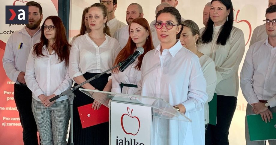 Chcela pomoc porazit Fica dnes hovori o omyle Ministerstvo schvalilo krok ktorym sa za stranou Jablko robi hruba ciara