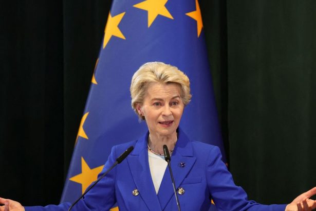 Nemecko na kolenach jadro v troskach a Mutti s novym medailou Toto je koniec europskej logiky tyzden vo svetovej ekonomike