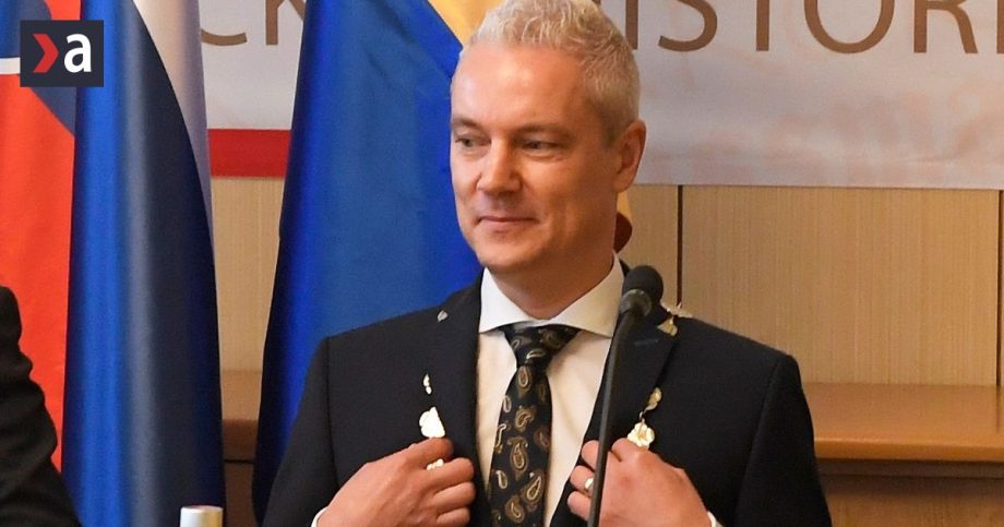 Policia udajne vysetruje primatora Kezmarku Jana Ferencaka pre korupciu