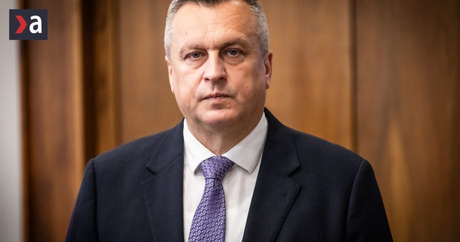 Predseda SNS Andrej Danko potvrdil lojalitu vlade a skritizoval partnerske strany aj premiera