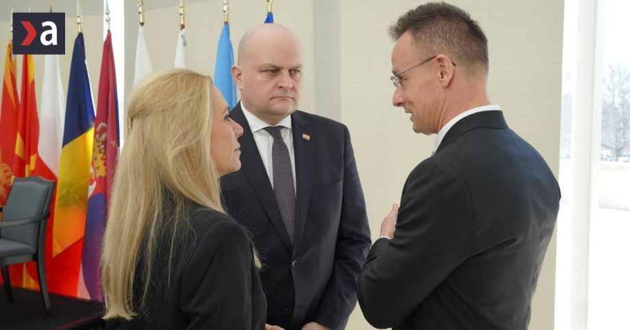 Ropa z juhu je drahsia O kolko viac zaplatime za prepravu cez ropovod Adria