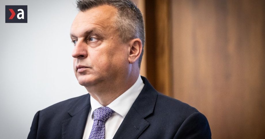 Slova Andreja Danka vykrucaju vyznam slobody slova Historicka skusenost ukazuje co je prava cenzura
