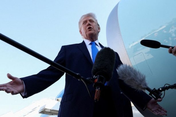 Trumpovi sa vojna vymka z ruk kym ziada mier a vysiela dalsich vojakov jeho vlastne jednotky sa proti nemu buria zahranicny vyber