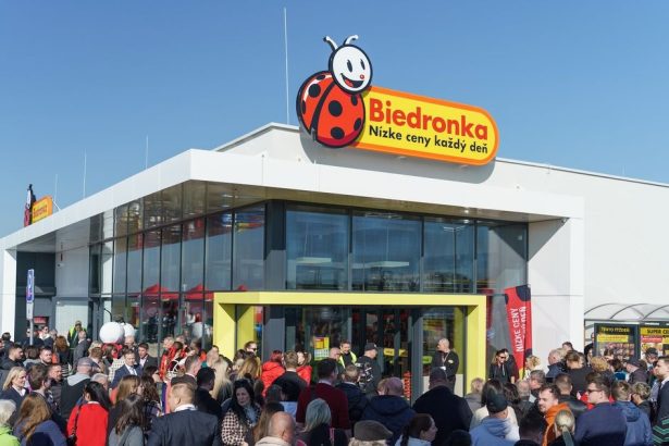 Velke ocakavania a nulovy efekt na Slovensko Biedronka zatial vyznamne nezmenila trh