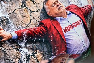 Viktor Orban v Budapesti ukazal co urobi s Europou ak vyhra Rodi sa krajne pravicova internacionala komentar Petra Weissa