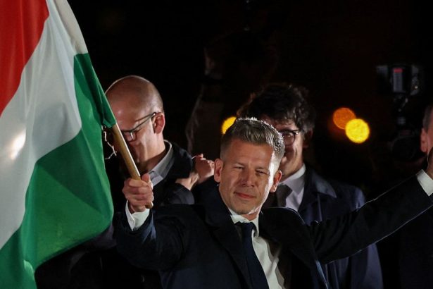 Od milacika Fideszu k uhlavnemu nepriatelovi Kto je muz ktory po 16 rokoch odvolal Orbana