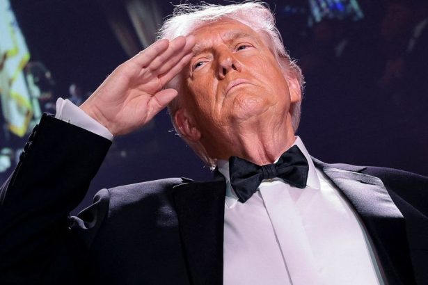 Po Gronsku Trump hrozi aj britskym Falklandskym ostrovom Londonu vycita neochotu zasiahnu v Irane