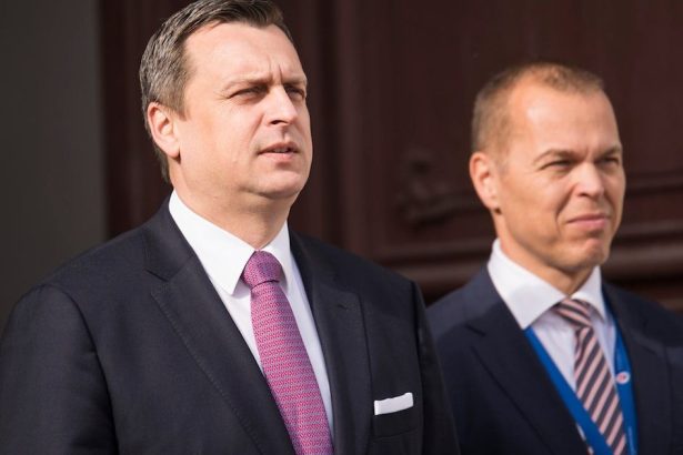 Stat podnika kroky proti IT gigantu Parlamentna kancelaria ziada vysoku pokutu od znamej firmy ta hovori o nedorozumeni