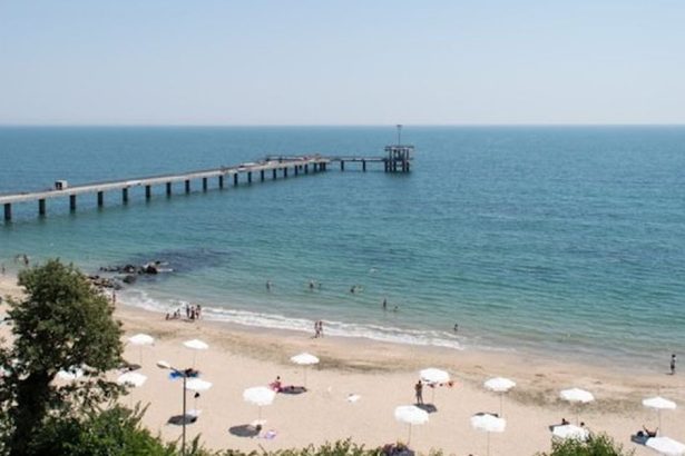 Varna zije celoron Burgas lka na rezorty Kam s k iernemu moru