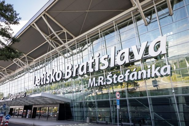 letecky boj sa priostruje ryanair planuje trestat drahe letiska uviedol ze slovensko by z toho mohlo profitovat