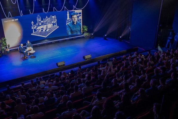 SOFTECON 2026 spojil viac ako 320 lidrov z osmich krajin