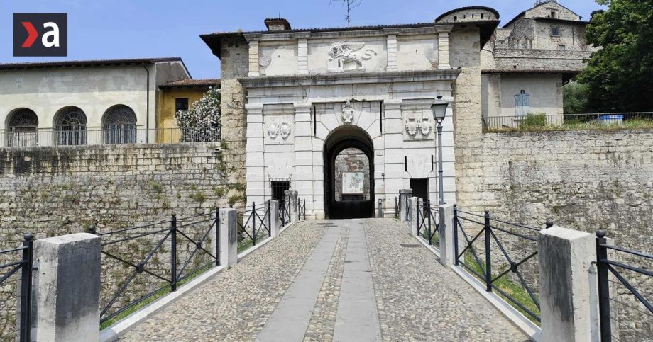 Taliansko ako ste ho este nevideli navstivte hrady s architekturou a vyhladmi pre ktere sa oplati zist z ciest