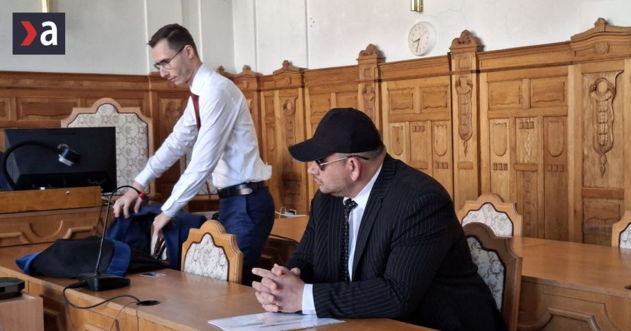 exstarostu odsudili za korupciu poziadal o bitcoin a prijal desattisice v nedavnych volbach sa vsak opat uchadzal o post