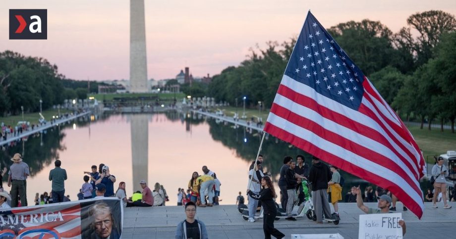 Chcel ponizit Obamu vyprodukoval fiasko Slavna washingtonska pamiatka sa po Trumpovej uprave zmenila na mociar